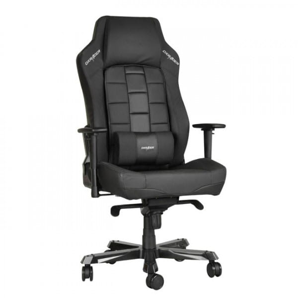 Офисные кресла Classic в фирменном магазине Razer
